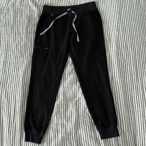 Black Figs high waisted joggers. Size Medium